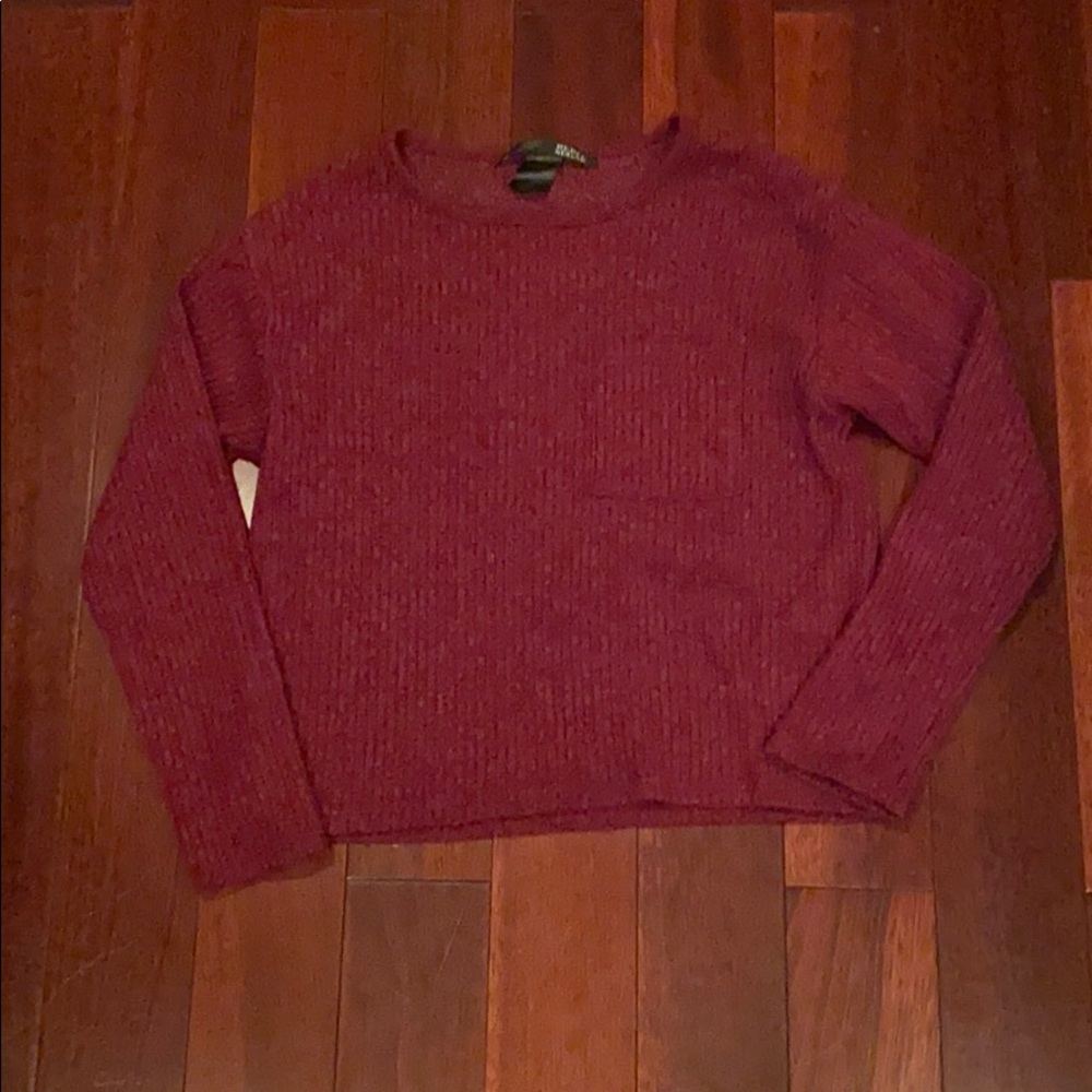 Maroon long sleeve crop top